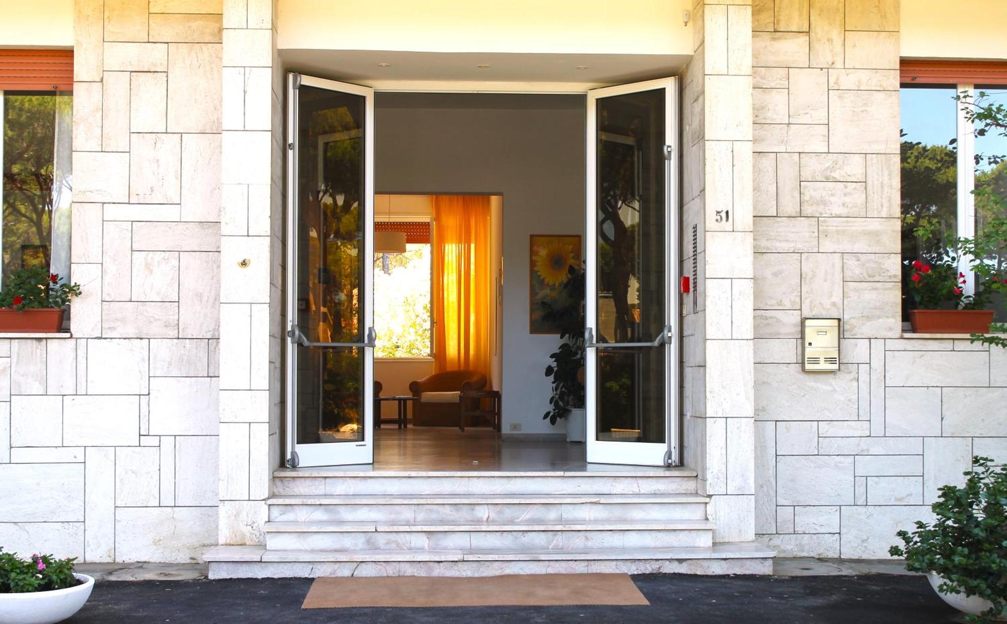 Residence Delle Nazioni Principina a Mare Exterior photo