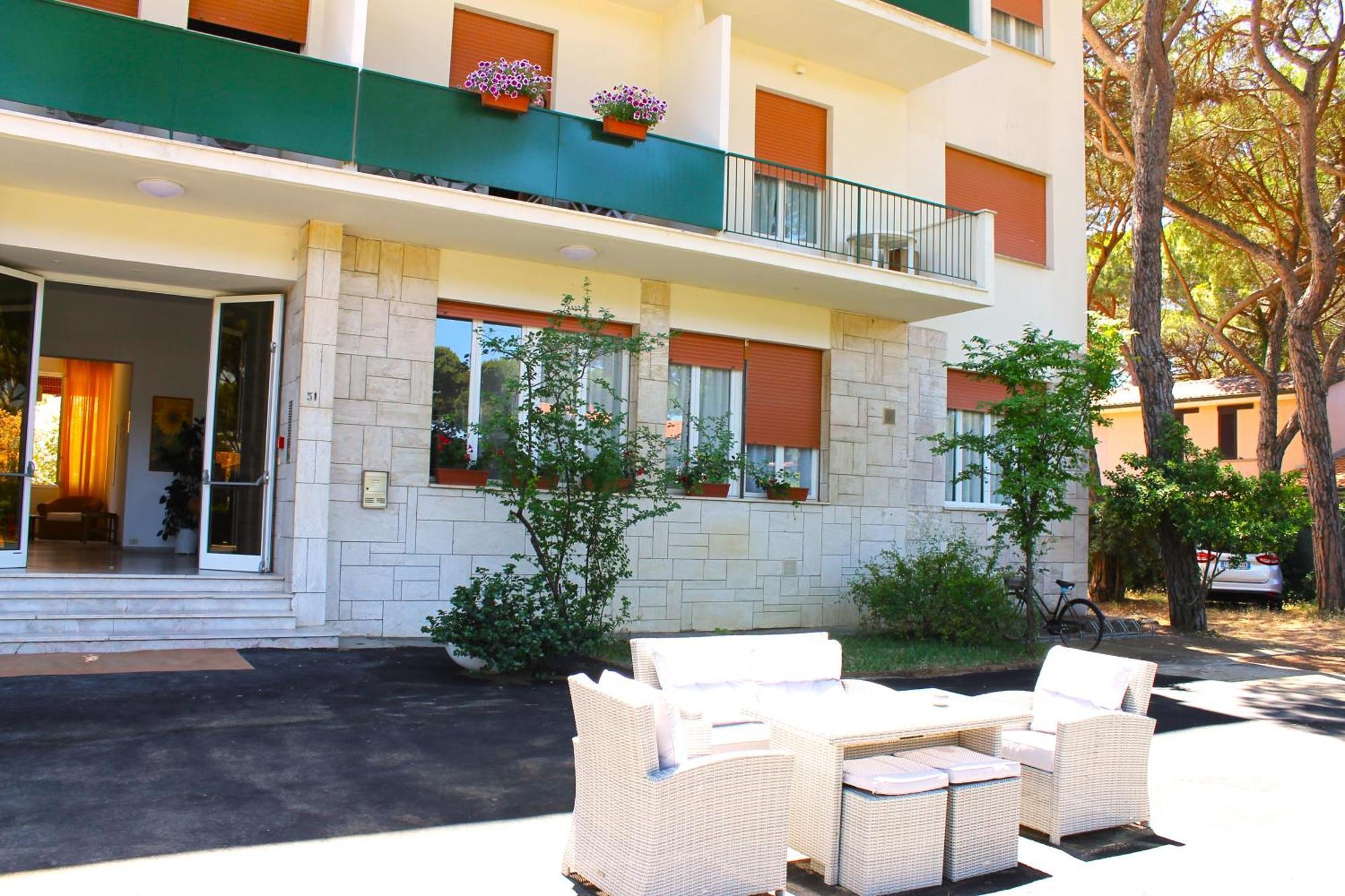 Residence Delle Nazioni Principina a Mare Exterior photo